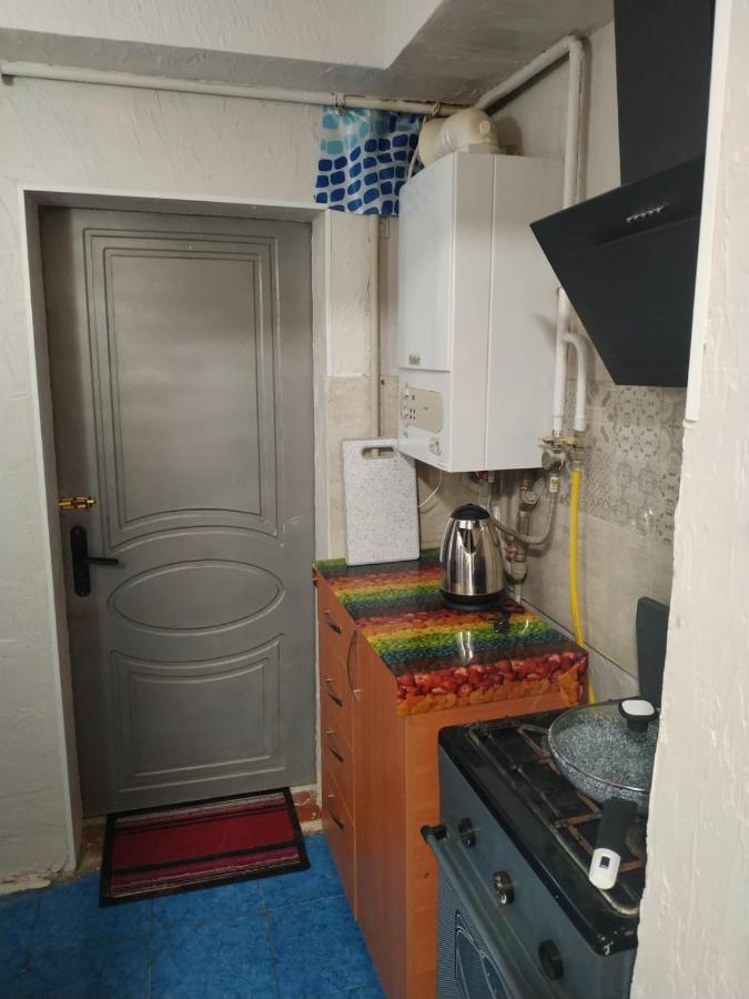 домик возле моря с уютным двориком в районе совиньона Apartment